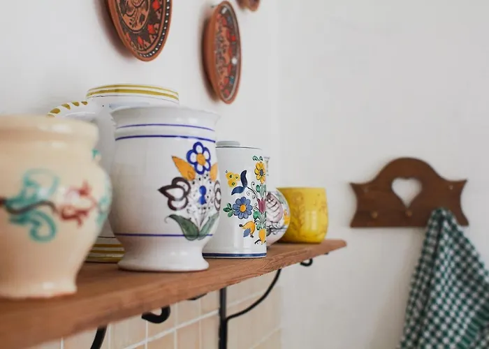 Vadrozsa Vendeghaz Kır Evi Rácalmás